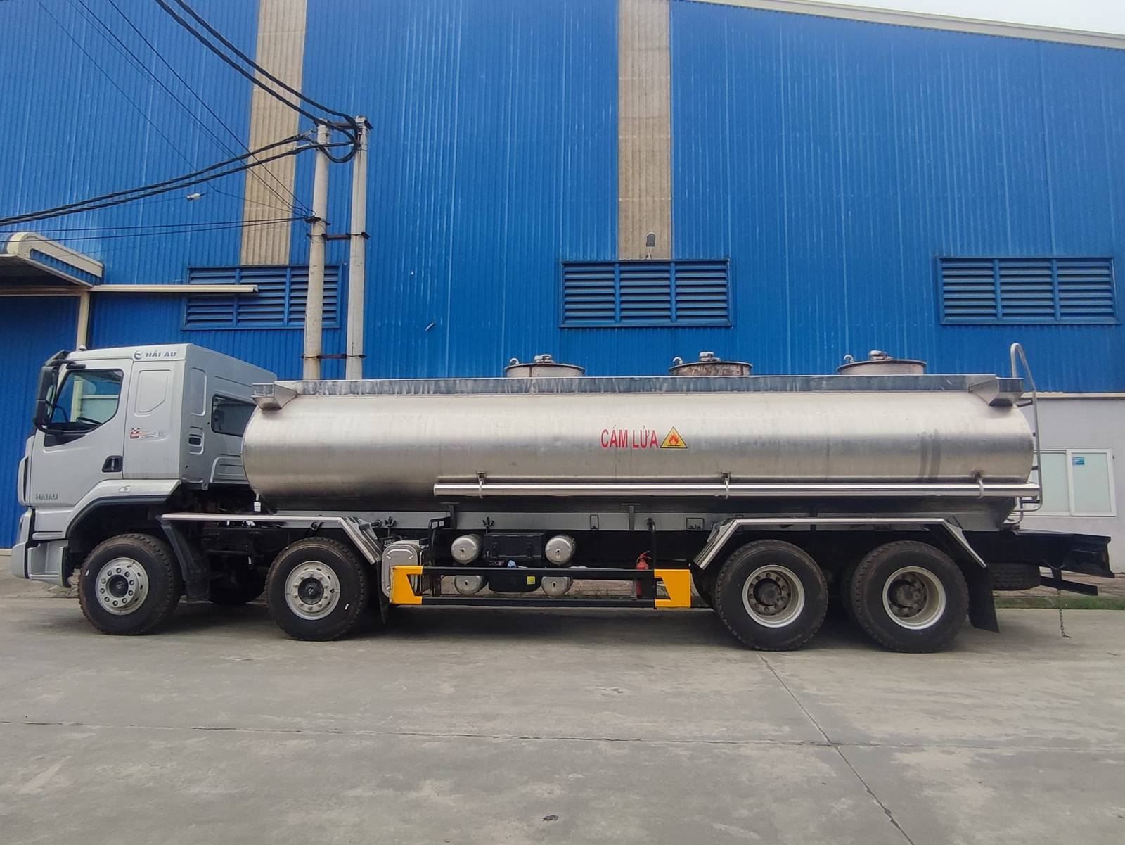 xe Changlong  chở Methanol 22 khối- sẵn giao xe