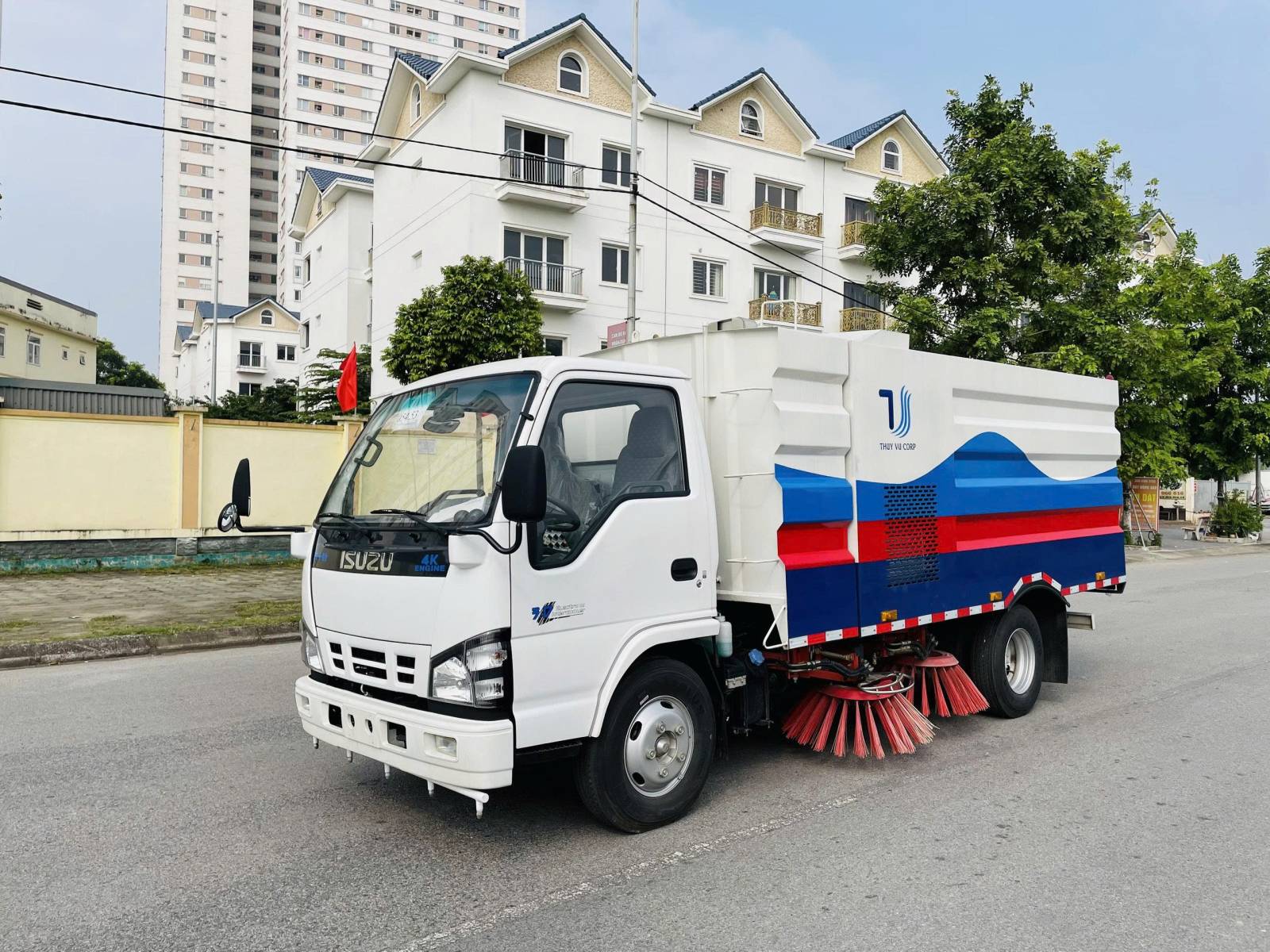 XE QUÉT ĐƯỜNG ISUZU 6,5M3