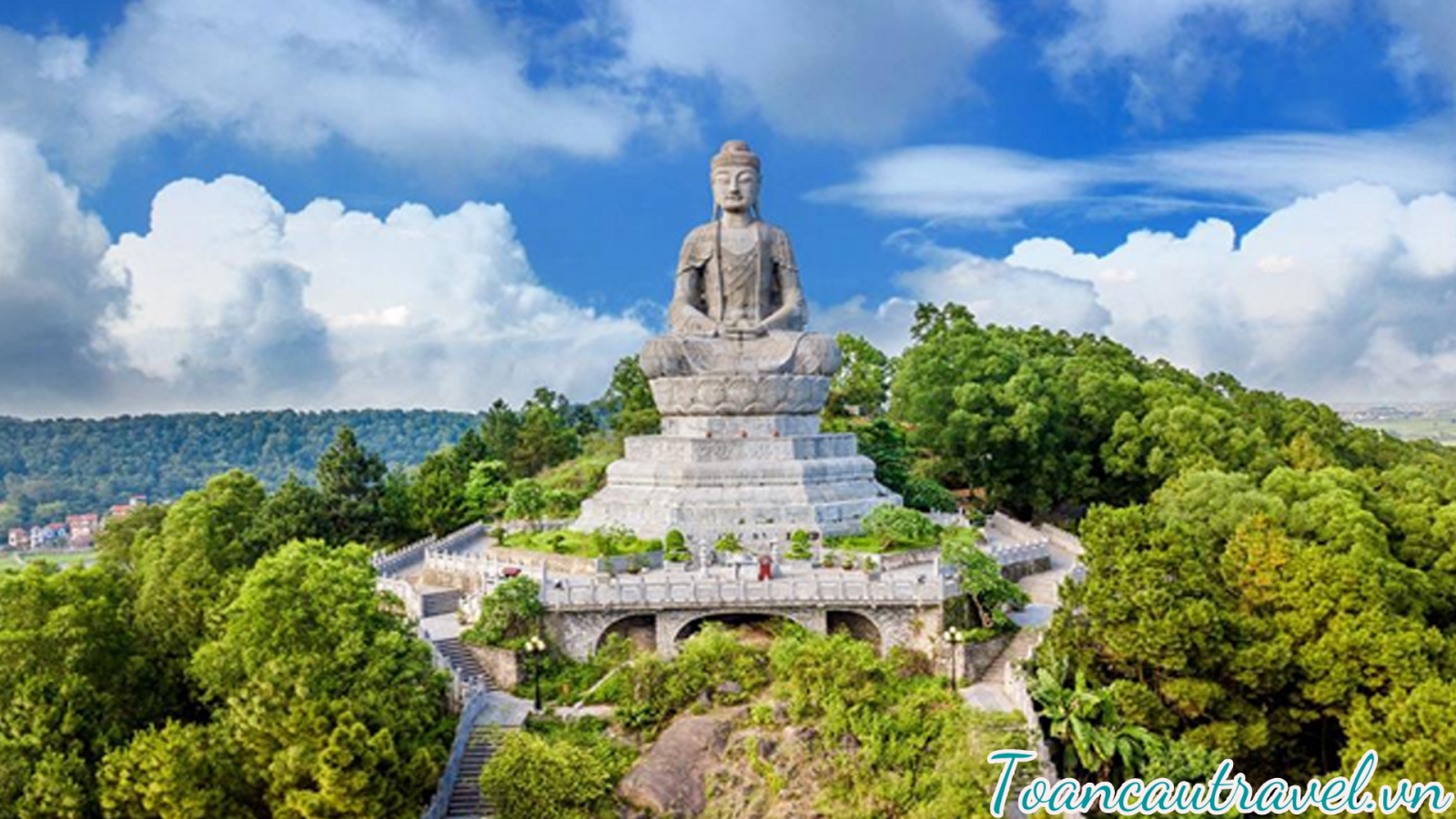 Chùa Phật tích hoang sơ cổ kính