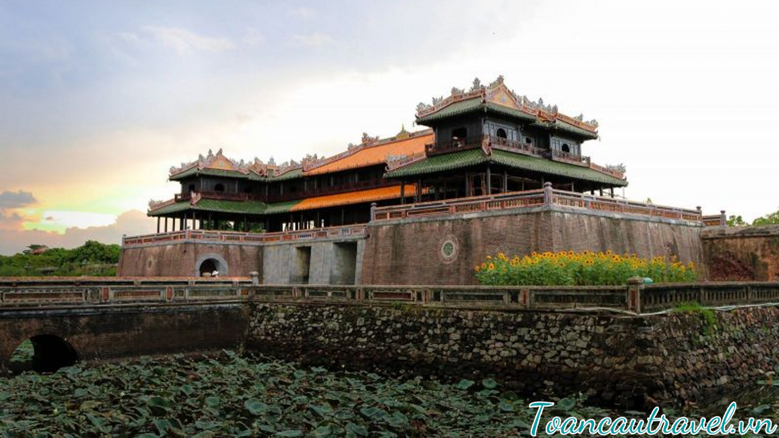 Thăm quan Đại Nội