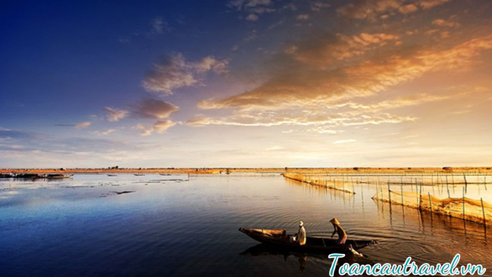 COMBO KHÁCH SẠN ROSA ALBA RESORT 5* TUY HÒA - VIÊN HỒNG NGỌC GIỮA LÒNG THÀNH PHỐ BIỂN