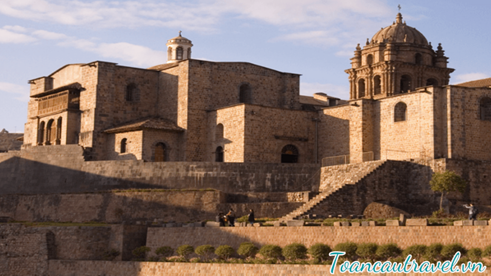 Đền mặt trời chính là thần inti được cho là tổ tiên của người Inca