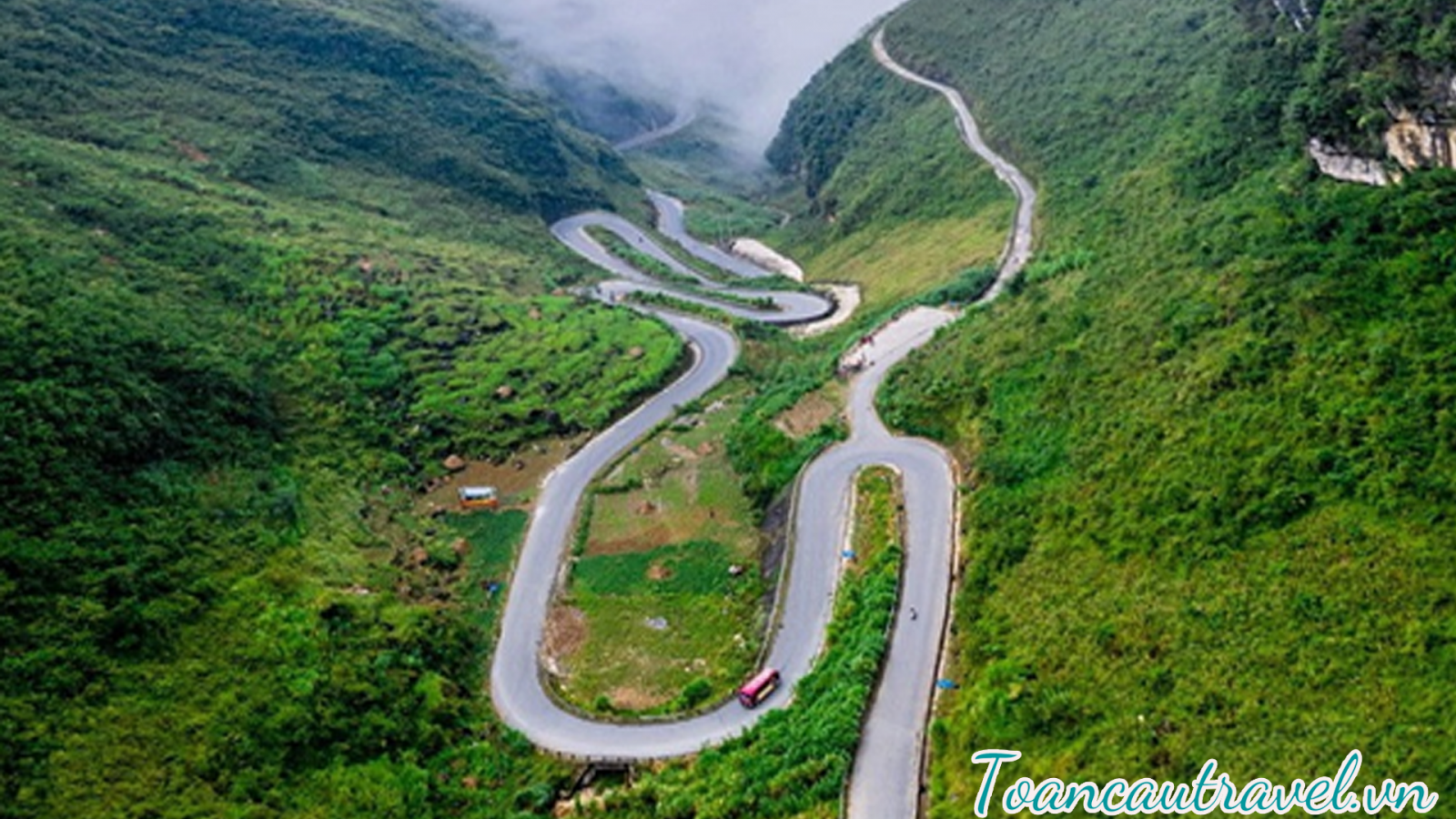 Mã Pì Lèng đệ nhất hùng đèo Việt Nam