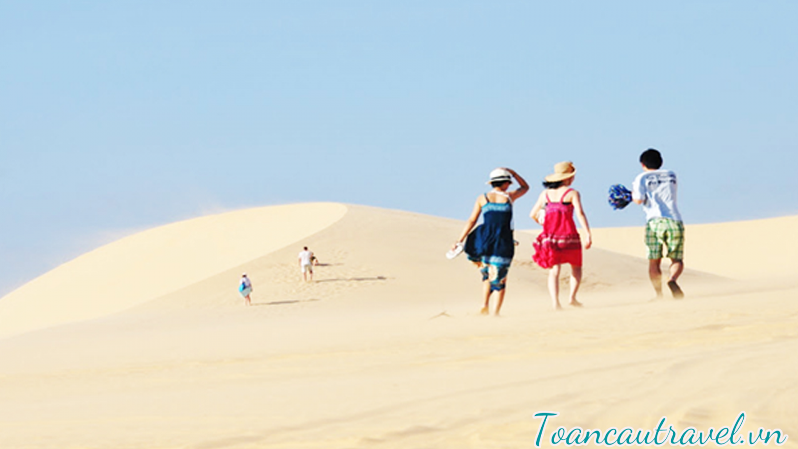 đồi cát Quang Phú