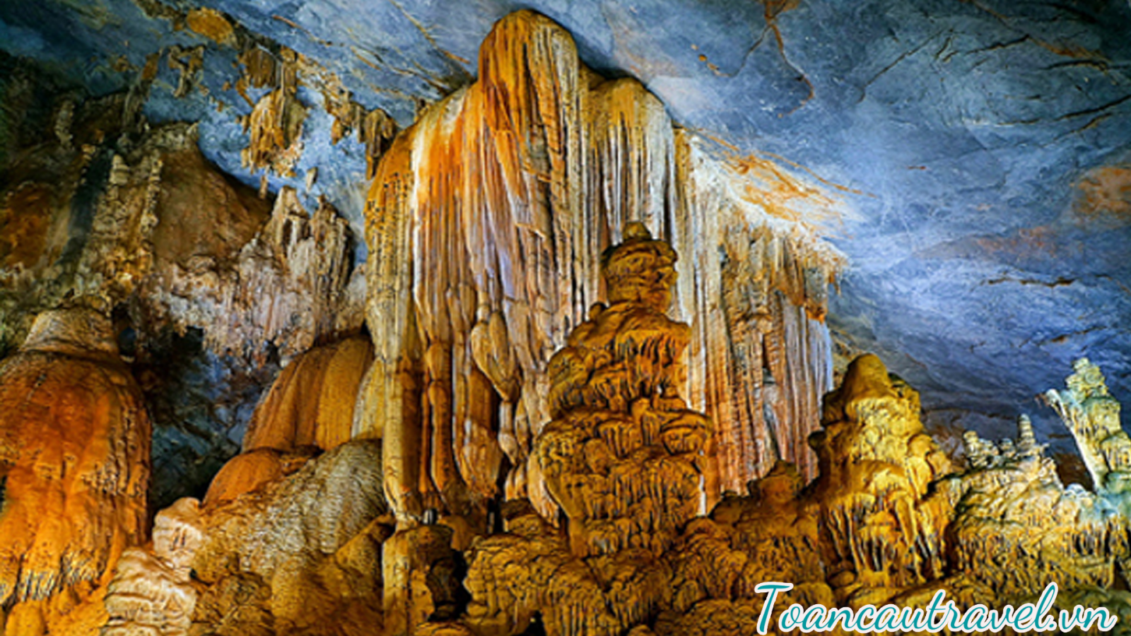 Động Thiên Đường là một động tại Vườn quốc gia Phong Nha-Kẻ Bàng