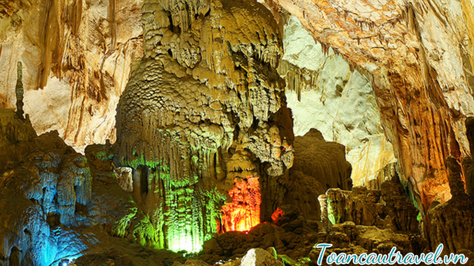 Động Thiên Đường trải nghiệm những cung bậc của chốn bồng lai tiên cảnh, thiên đình.