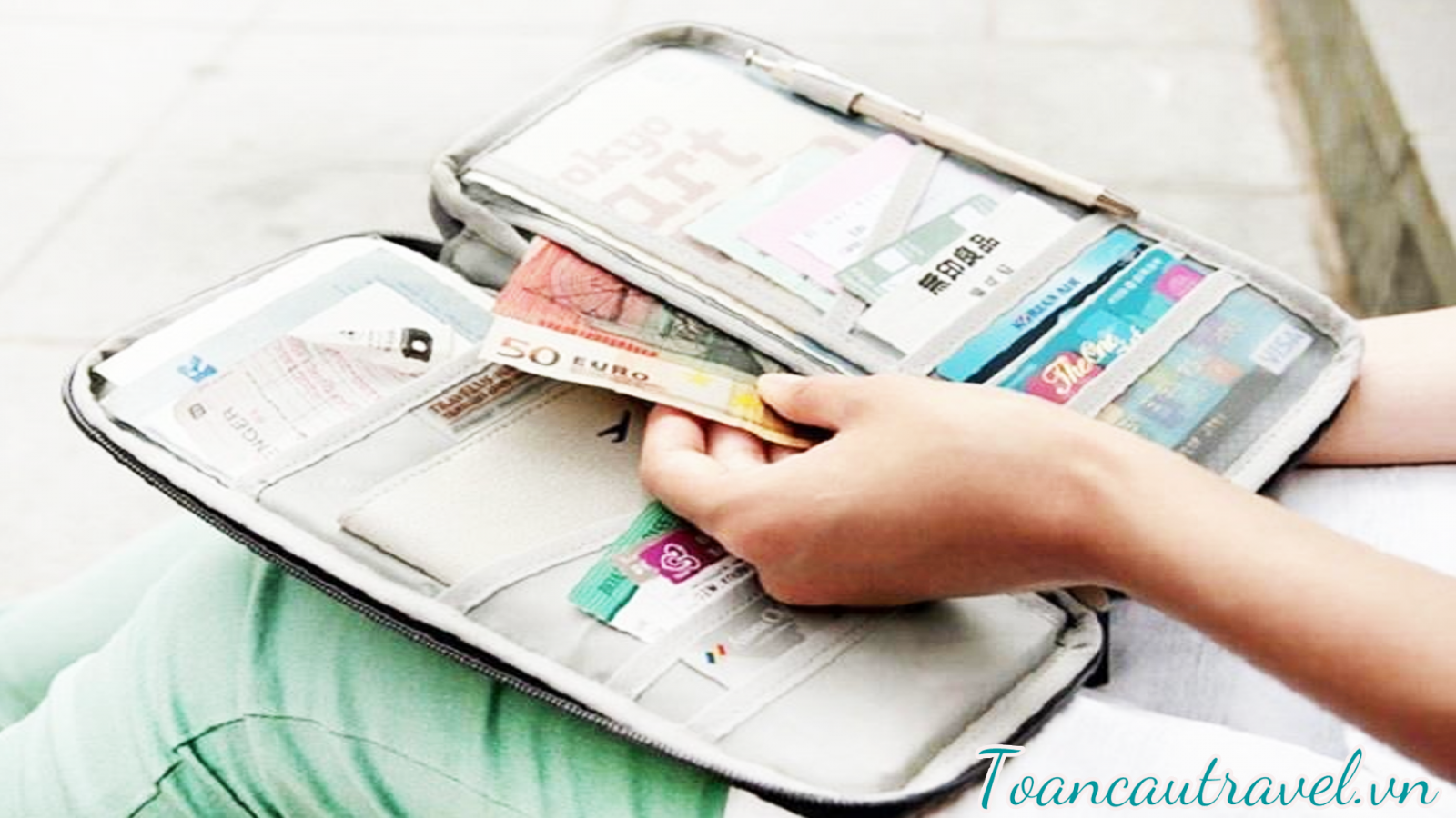 Giấy tờ tùy thân