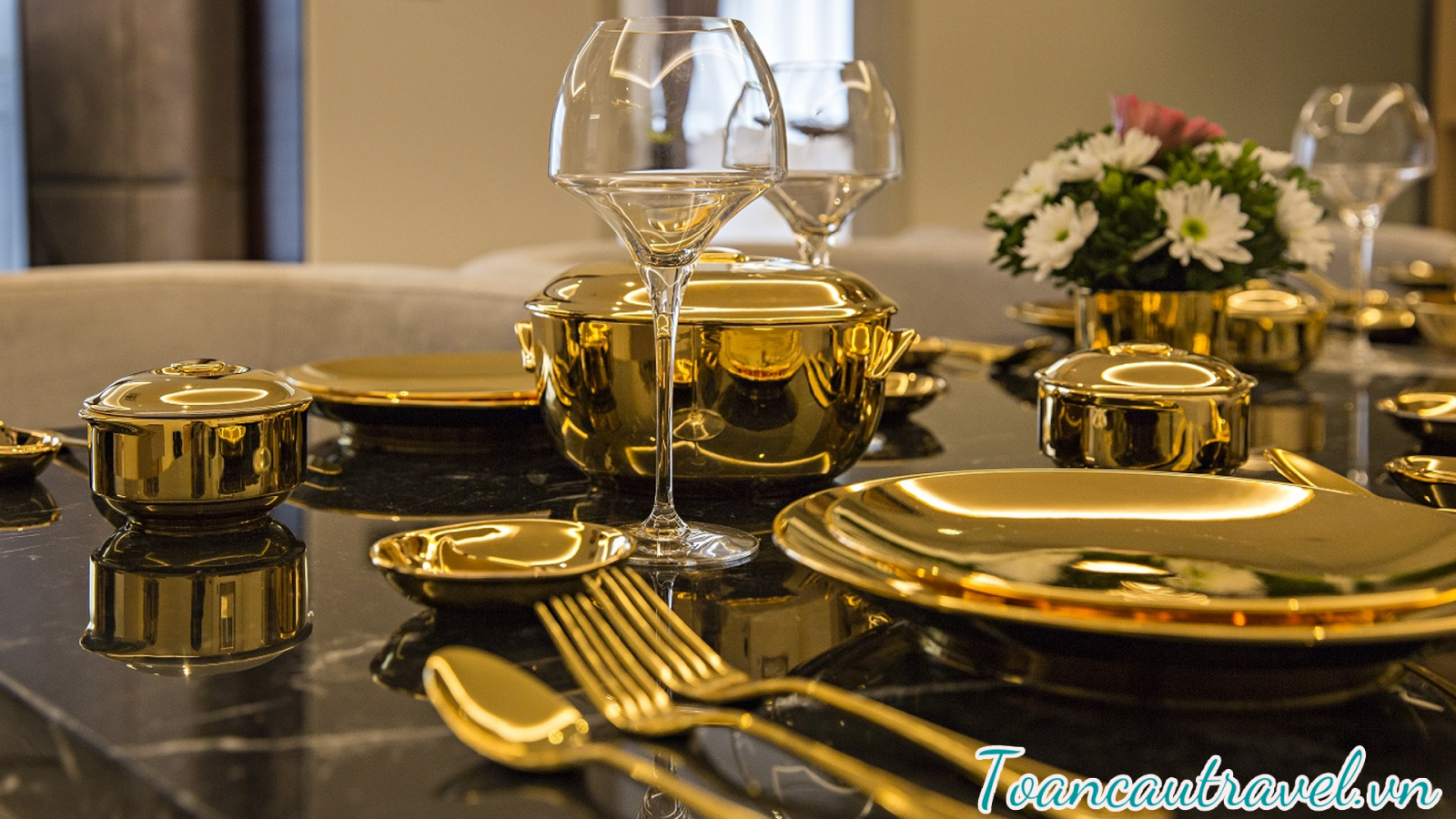 khách sạn Golden Bay Đà Nẵng