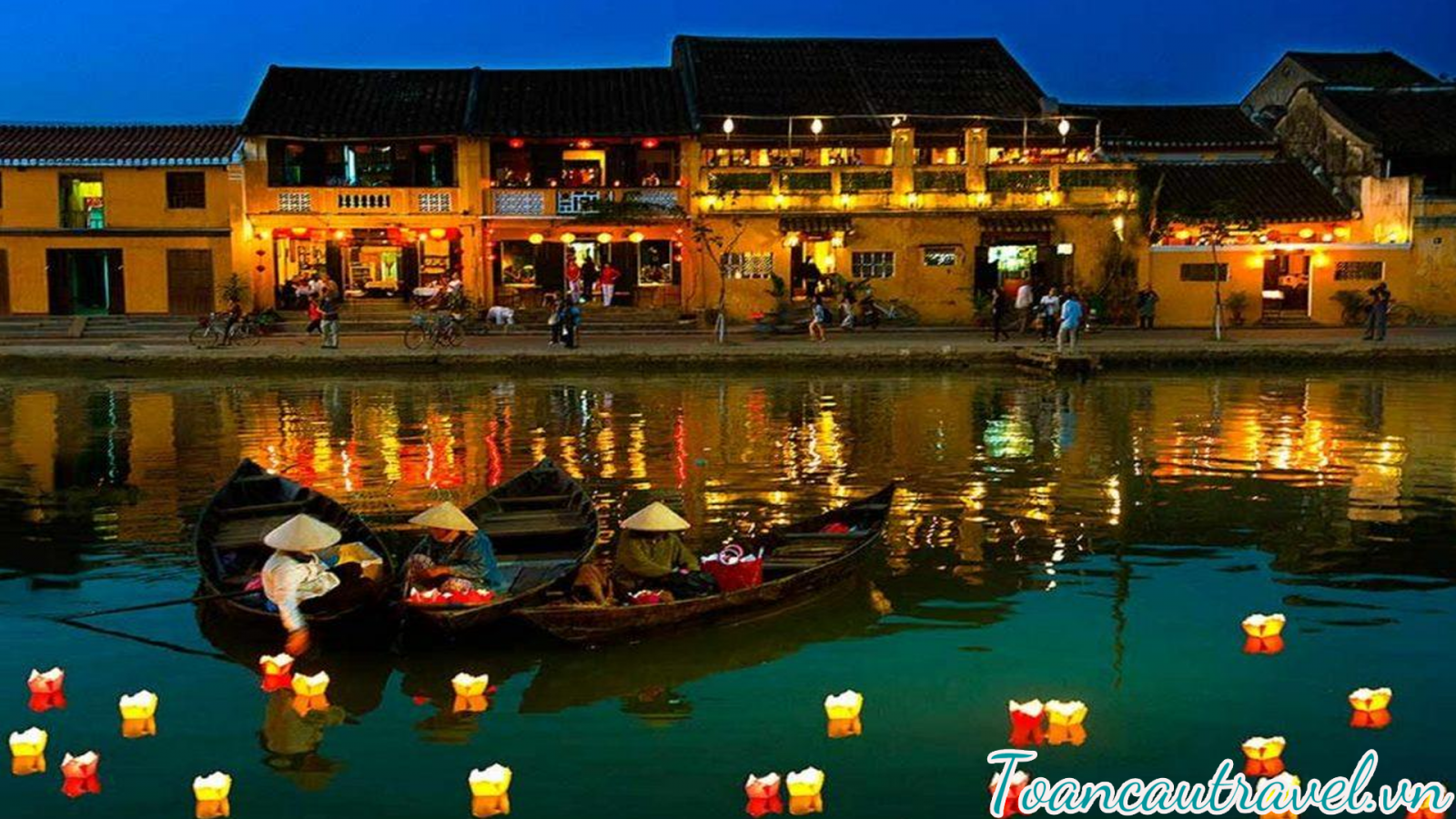 TC0212 |	HÀO HÙNG MIỀN TRUNG - ĐÀ NẴNG – HỘI AN – HUẾ – QUẢNG BÌNH