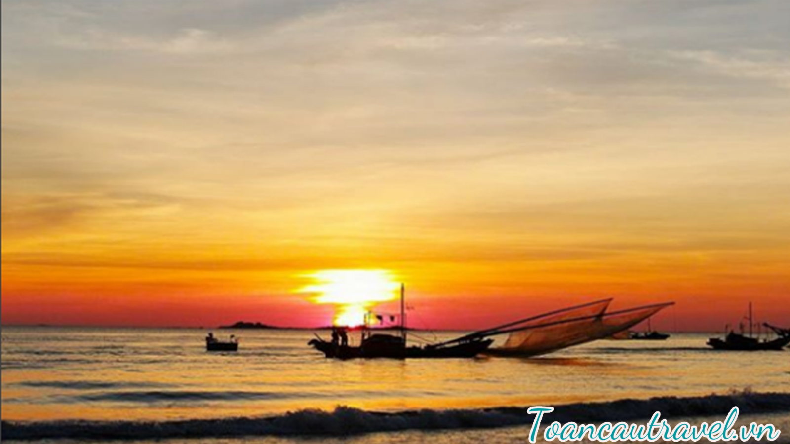 biển Thiên Cầm ngắm hoàng hôn