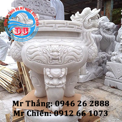 Mẫu lư hương đá đẹp LHĐC001