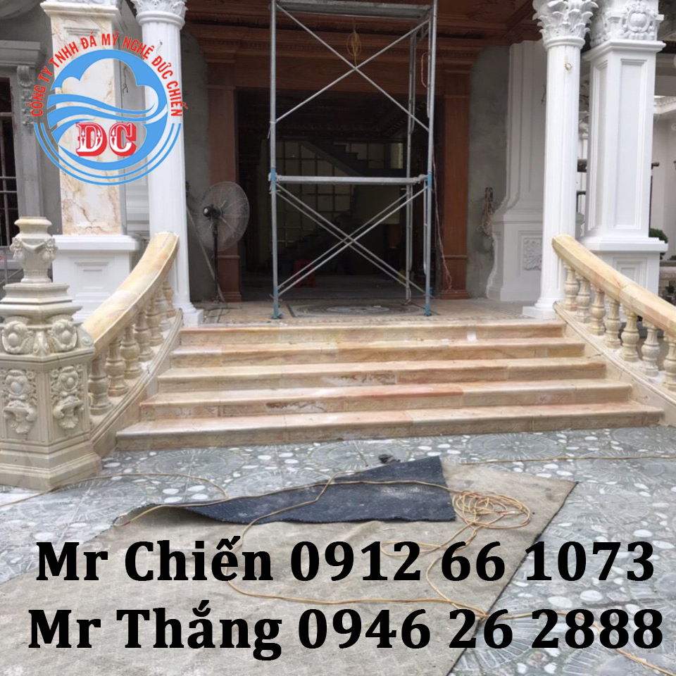 Mẫu chiếu bậc tam cấp đá vàng CBV001